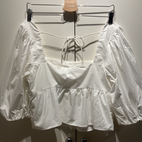 A&F Puff Sleeve Poplin Squareneck Top - Picture 6 of 7